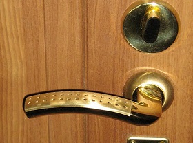 Замена дверной ручки входной двери в Гаврилов-Ям